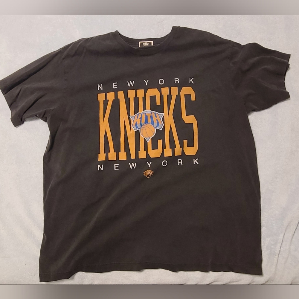 KITH - New York Knicks Black T-Shirt